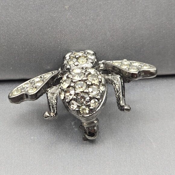 Joan Rivers Bee Brooch Pin 1.25" Clear Rhinestones Green Eyes Silver-Tone Signed - Picture 3 of 6
